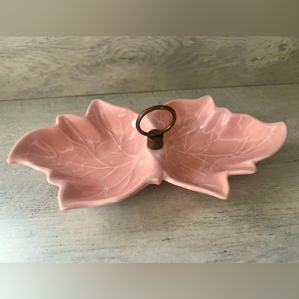 🩷🤍Vintage MCM Pink Ceramic Divided Dish with Brass Handle